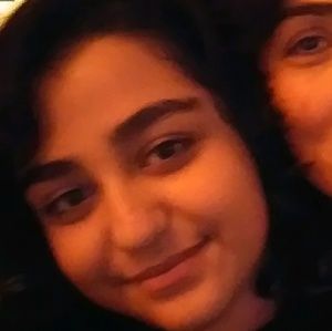 Meet your Posher, Narges